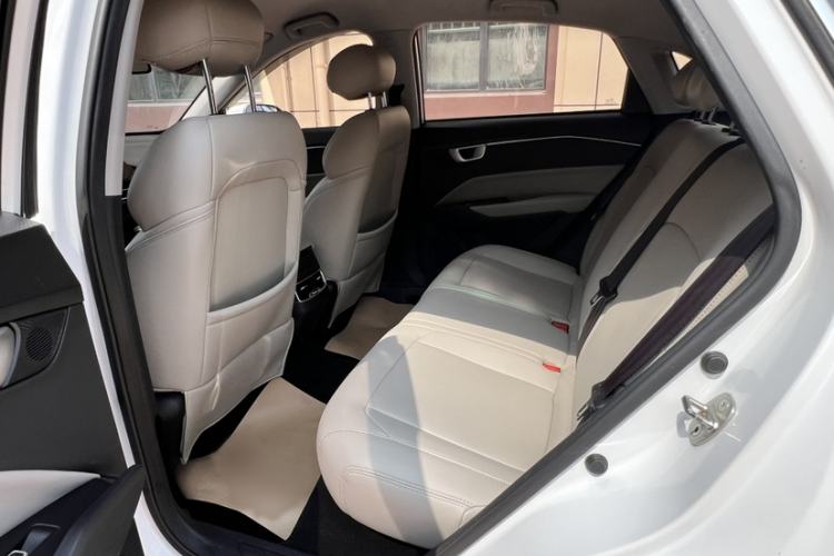 Used Baojun RC-6 2019 1.5T CVT Elite Version with 24-Hour Online Service
