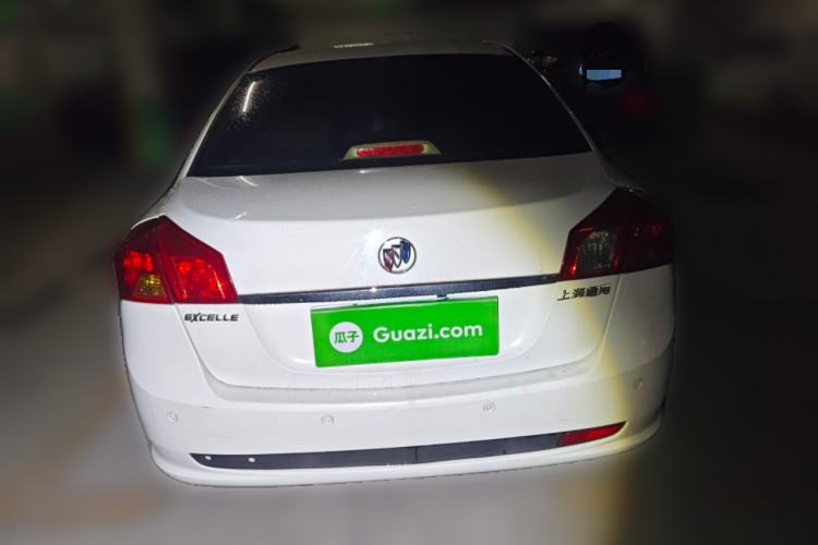 Used Buick Excelle 2015 1.5L Automatic Classic Model
