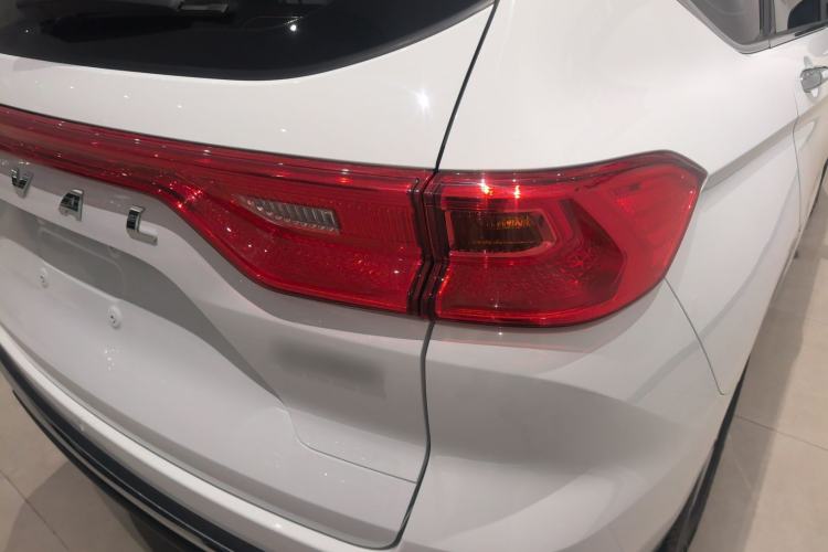 Used Haval M6 2023 PLUS 1.5T DCT Luxury Smart Connectivity Model