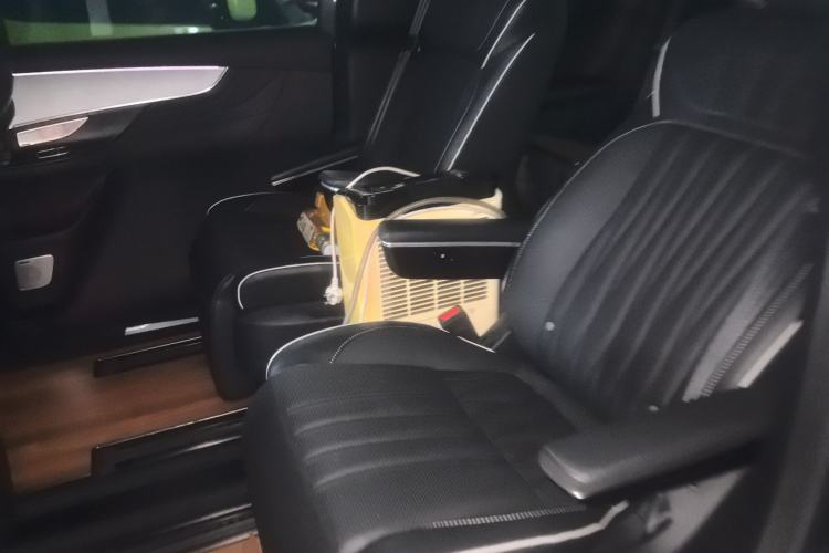 Used Roewe iMAX8 2021 400TGI Supreme Series Prestige Edition