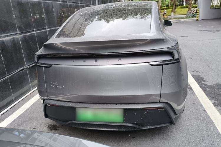 Used Tesla Model Y 2026 Rear-Drive Model
