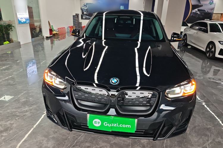 Used BMW iX3 2023 Leading Type
