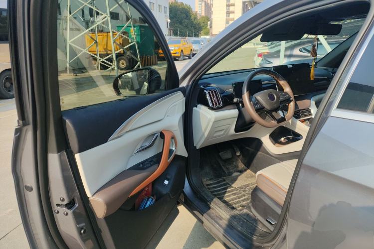 Used BYD Song Pro New Energy 2022 DM-i 110km Flagship Pro Model Driver Seat