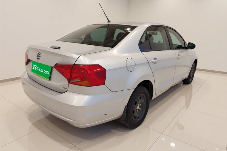 Used Volkswagen Jetta 2017 1.5L Manual Fashion Edition