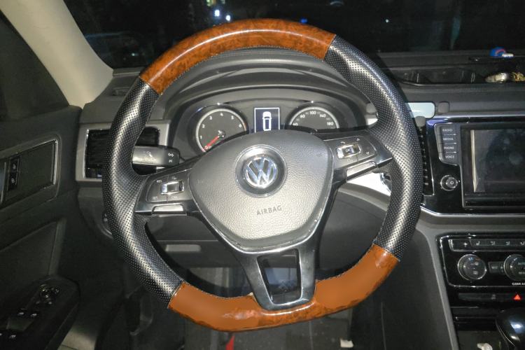 Used Volkswagen Teramont 2017 330TSI Two-Wheel-Drive Luxury Edition