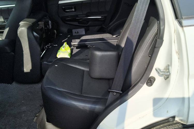 Used Haval H5 Classic 2018 Classic Edition 2.0T Manual Two-Wheel Drive Elite Model Left Rear Seat