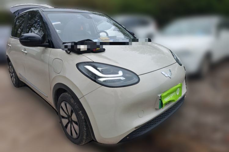 Used Wuling Bingo 2023 333 km Lingxi Connected+ Version Front Right 45 Deg
