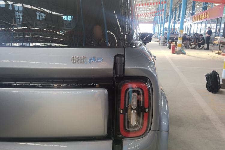 Used Baojun Spark EUV 2026 301km Flagship Edition Exterior 3