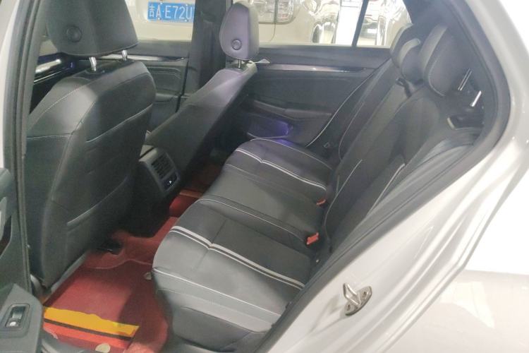 Used Volkswagen Golf 2024 280TSI DSG R-Line 50th Anniversary Edition
