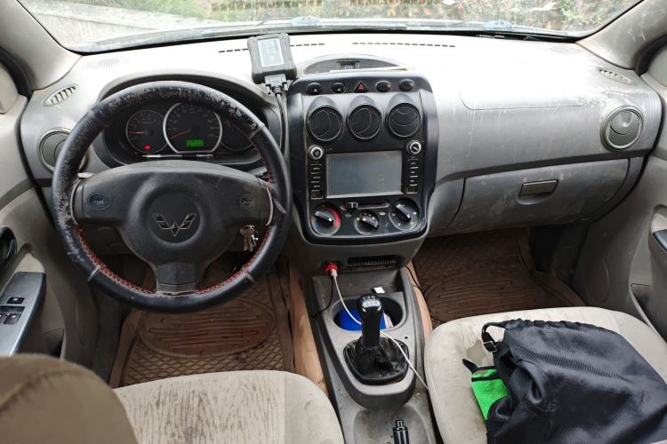 Used Wuling Hongguang 2013 1.5L Base Version
