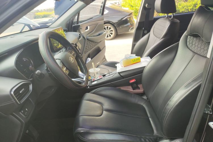 Used Hyundai Santa Fe 2020 380 TGDi Automatic Two-Wheel Drive GLS Luxury Edition Left Front Seat