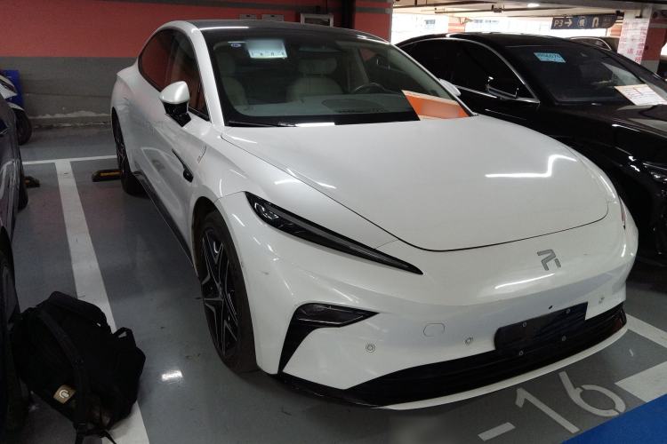 Used Rising F7 2023 Performance Pro Edition Front Right 45 Deg