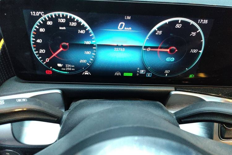 Used Mercedes-Benz EQB 2022 EQB 350 4MATIC First Edition Special Version
