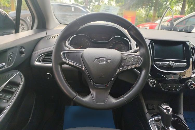Used Chevrolet Cruze 2018 Redline 320 Automatic Xuanfeng Urban Edition Steering Wheel
