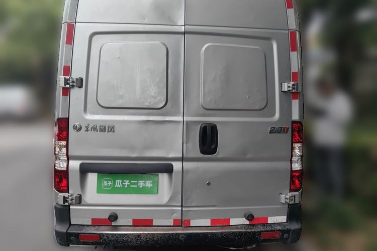 Used Dongfeng Yufeng 2020 2.3T Economy Van Long Wheelbase High Roof 3-Seater WP2.3
