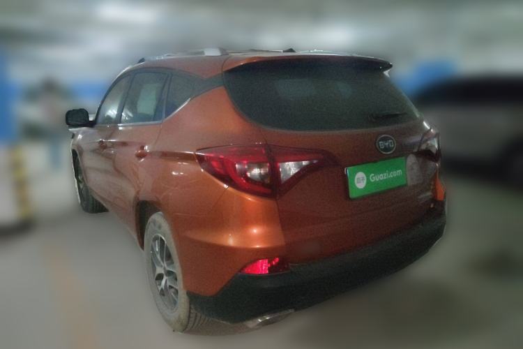 Used BYD Song 2016 GaiShi Edition 1.5TI Manual Elite Model
