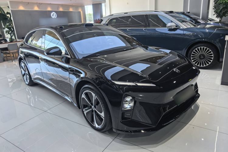 Used Nio ET5T 2025 75 kWh Touring Exterior 2