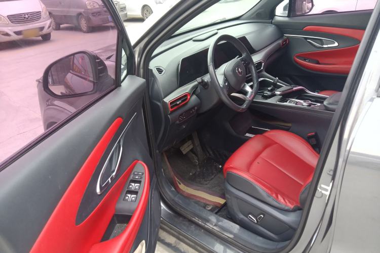 Used CHANGAN UNI-T 2020 1.5T Prestige Version
