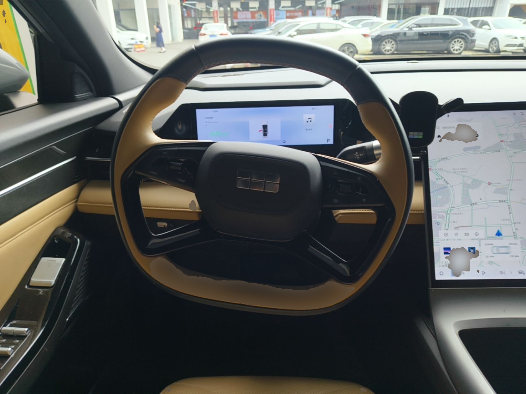 Geely Galaxy L6 2023 125km MAX — снимка 19