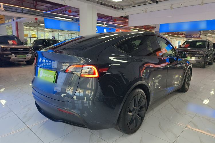 Used Tesla Model Y 2024 Rear-Wheel-Drive Version Rear Right 45 Deg