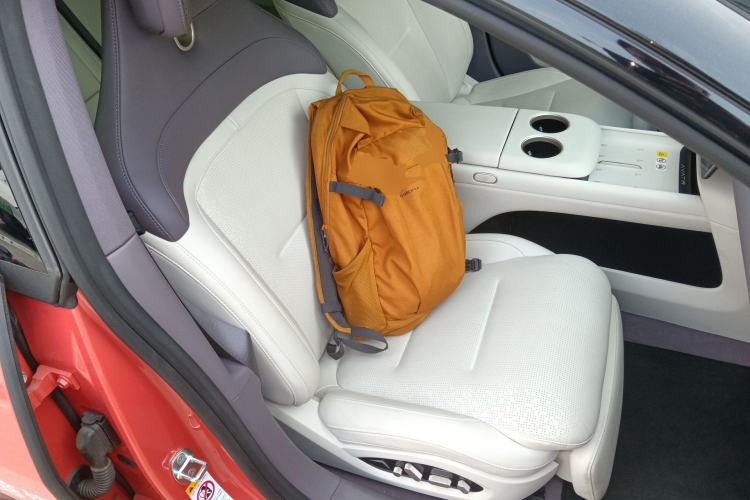 Used Avatr 06 2025 Pro Range-Extended Edition Right Front Seat