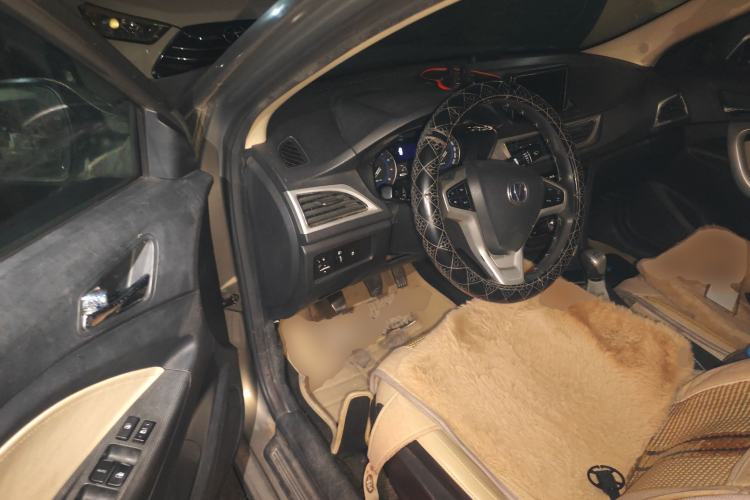 Used Changan Alsvin V7 2016 1.6L Manual Enjoyment Model China V Standard
