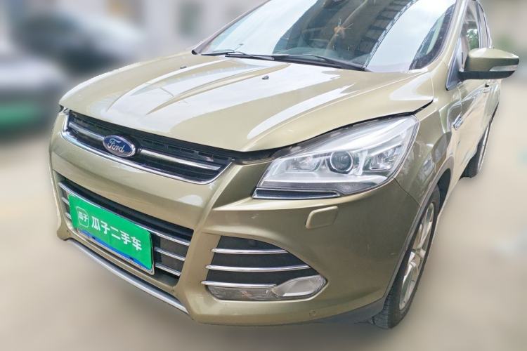 Used Ford Kuga 2015 2.0L GTDi Four-Wheel-Drive Sport Model