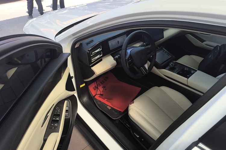 Used BYD Qin L 2024 DM-i 120KM Leading Model Driver Seat