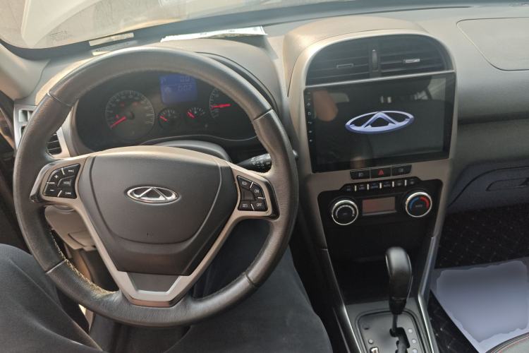 Used Chery Tiggo 3 2015 1.6L CVT ZhiShang Commemorative Edition
