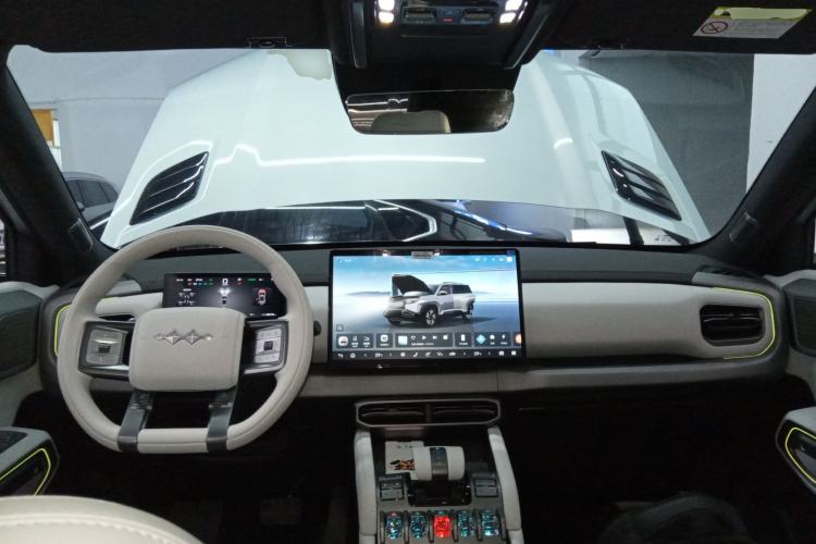 Used Formula Leopard Titanium 3 2025 501KM All-Wheel Drive Intelligent Driving Ultra Version
