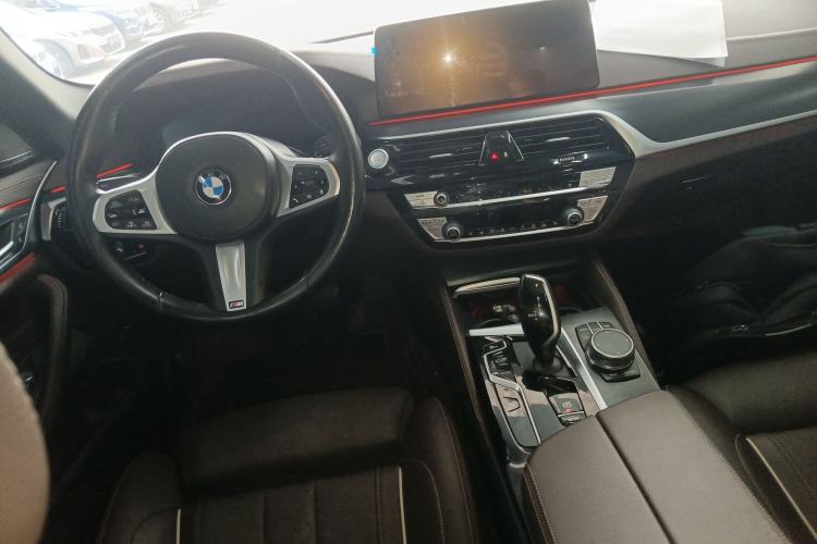 Used BMW 5 Series New Energy 2021 535Le Pioneer Edition M Sport Package
