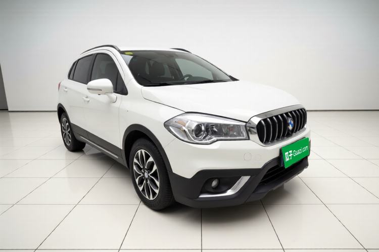 Used Suzuki Vitara S-Cross 2017 1.6L CVT Two-Wheel Drive Urban Fashion Model Exterior 2