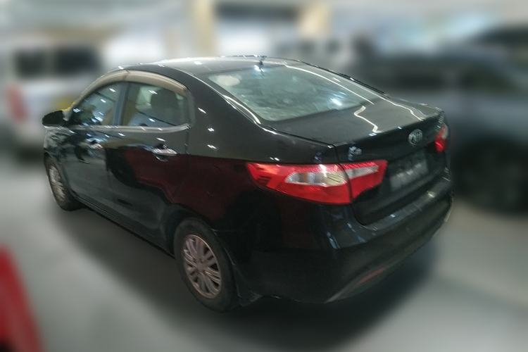Used Kia K2 2012 Sedan 1.4L MT TOP Commemorative Edition
