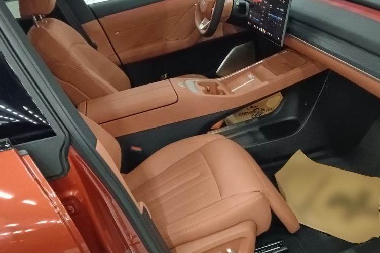 Used ONVO L60 2024 60 kWh Rear-Drive Version