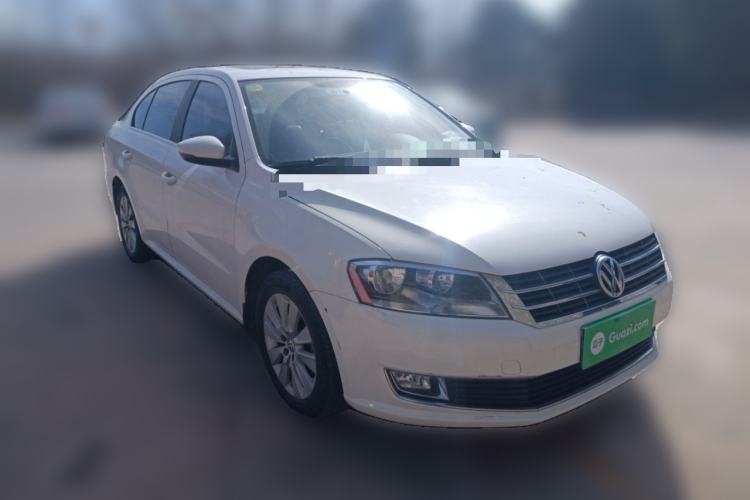 Used Volkswagen Lavida 2013 Restyled Classic 1.6L Manual Comfort Edition
