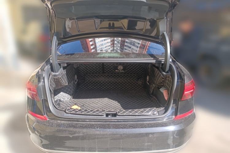 Used Volkswagen Passat 2020 330TSI Elite Edition China VI
