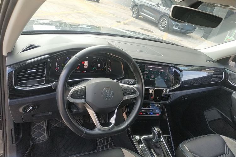 Used Volkswagen Tayron GTE Plug-in Hybrid 2022 1.4T Luxury Edition Interior 2