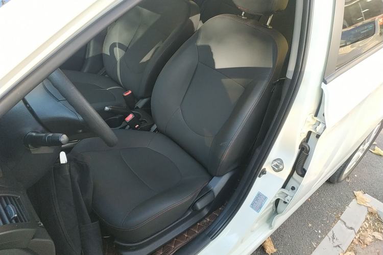 Used Hyundai Verna Ray 2016 1.4L Automatic Leading-Edge GLX Left Front Seat