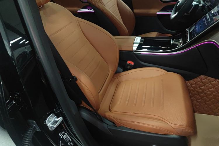 Used Mercedes-Benz GLC 2024 GLC 300 L 4MATIC Dynamic Edition 5-seater
