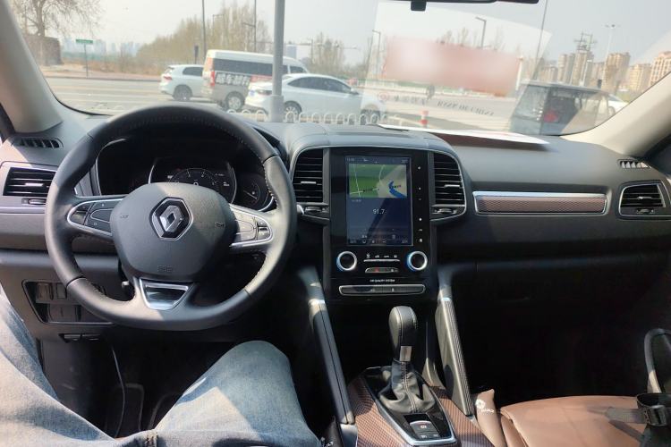 Used Renault Koleos 2018 2.0L Two-Wheel Drive 120th Anniversary Limited Edition Center Console