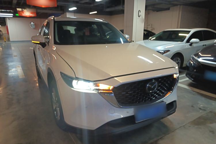 Used Mazda CX-5 2022 2.0L Automatic Two-Wheel Drive Zhiya Version Front Right 45 Deg
