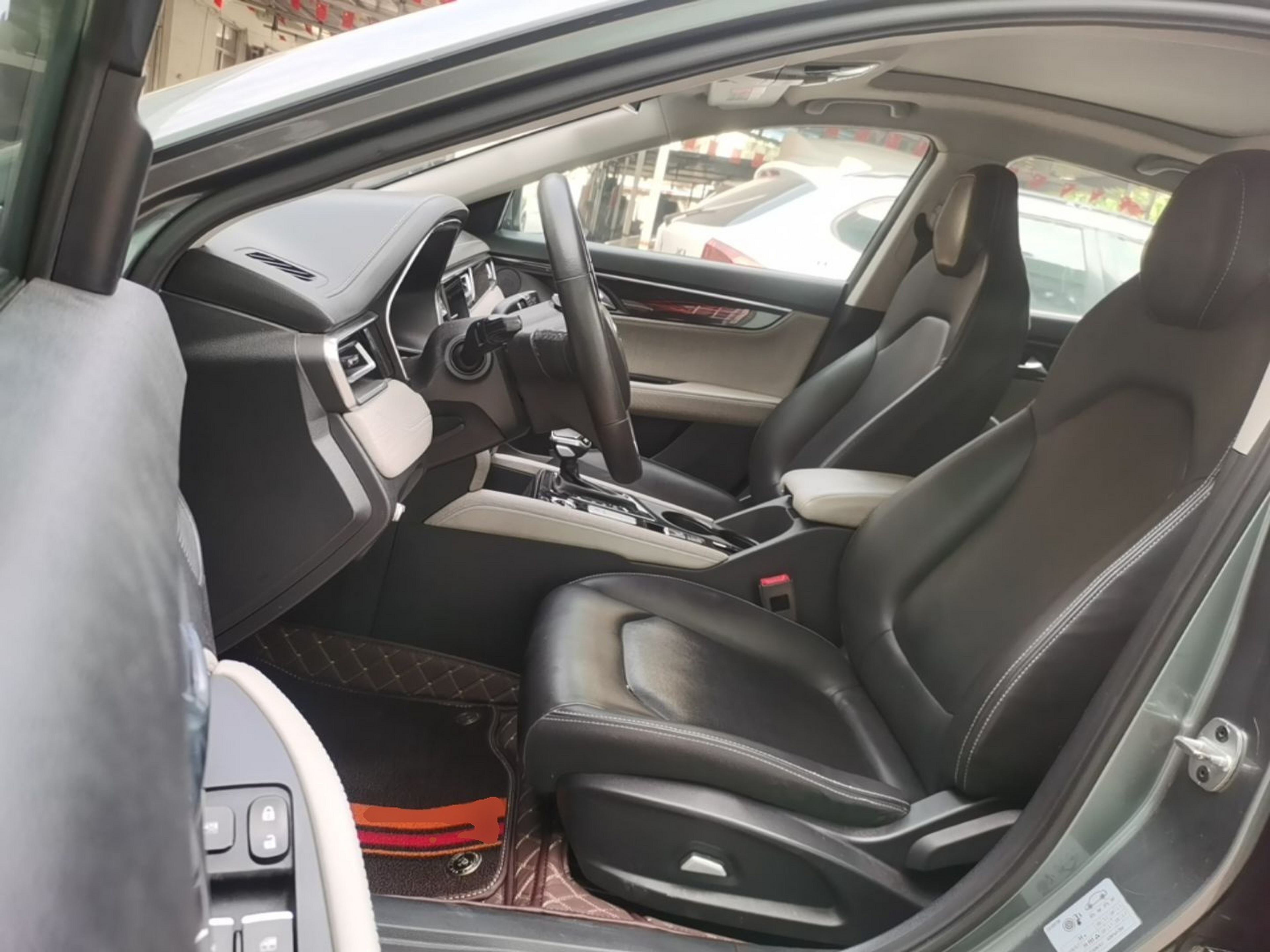 Avant de la voiture