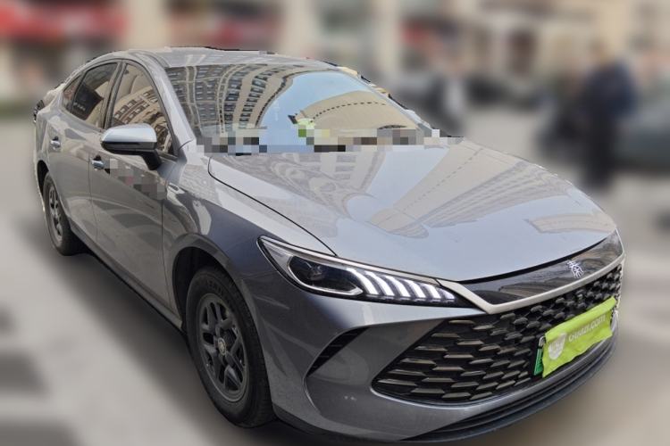 Used BYD Qin PLUS 2025 DM-i Smart Drive 55KM Leading Model
