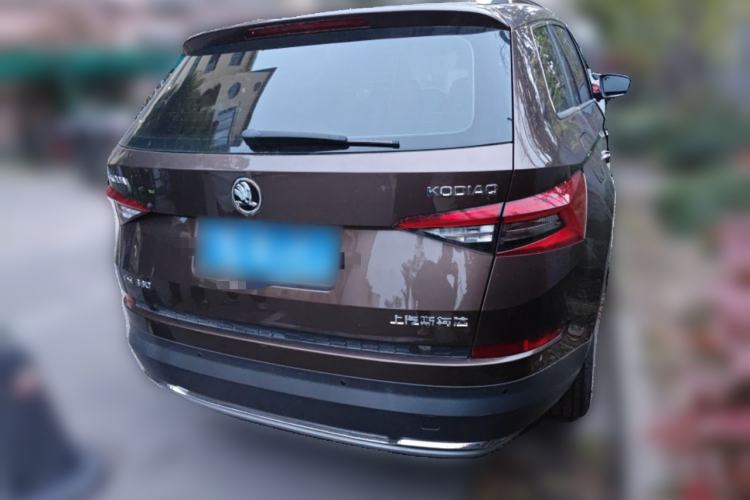 Used Skoda Kodiaq 2018 Facelifted TSI330 5-Seater Two-Wheel-Drive Luxury Enjoyment Edition