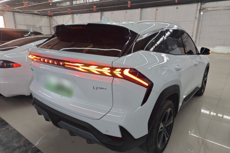 Used Geely Galaxy L7 2025 EM-i 115km Exploration+ Edition Rear Right 45 Deg