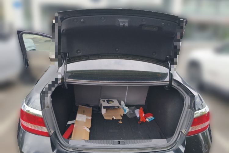 Used Buick GT 2013 GT 1.6L Automatic Fashion Edition Trunk