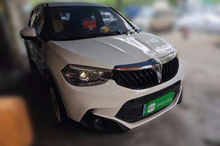 Used Brilliance V3 2016 1.5L Automatic Smart Version Front Right 45 Deg