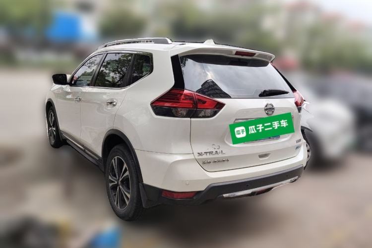 Used Nissan X-Trail 2017 2.5L CVT Leading Edition 4WD Rear Left 45 Deg