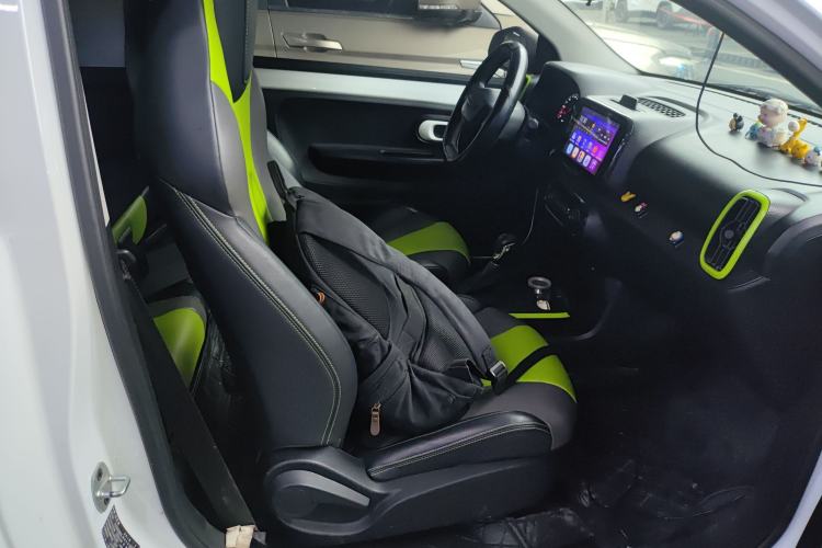 Used Roewe Clever 2021 302 km New Four-Seater Super-Efficient Version