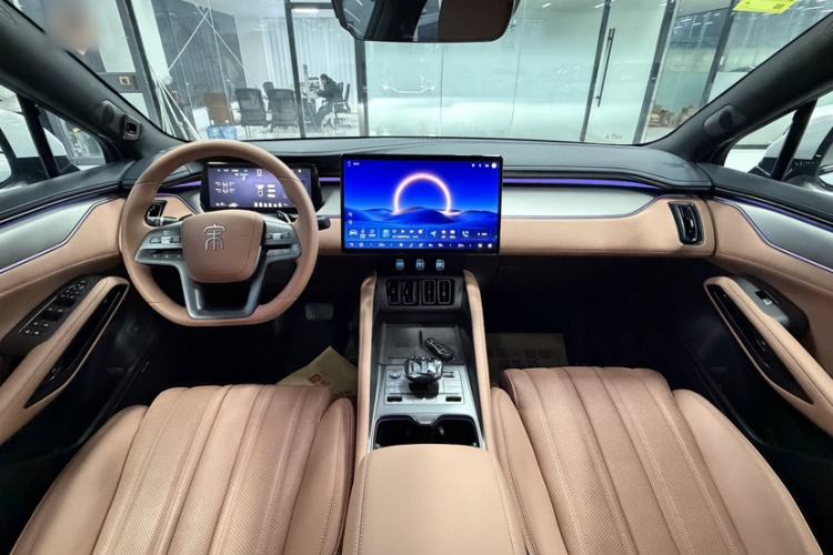 Used BYD Song L EV 2025 Intelligent Driving Version 662 km LiDAR Excellence Edition
